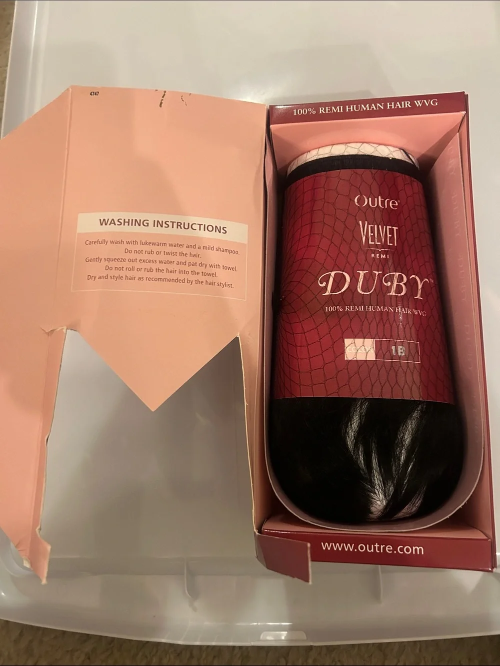 Outre Velvet Remix Duby, 100% Remi Human Hair WVG - Color 1B
